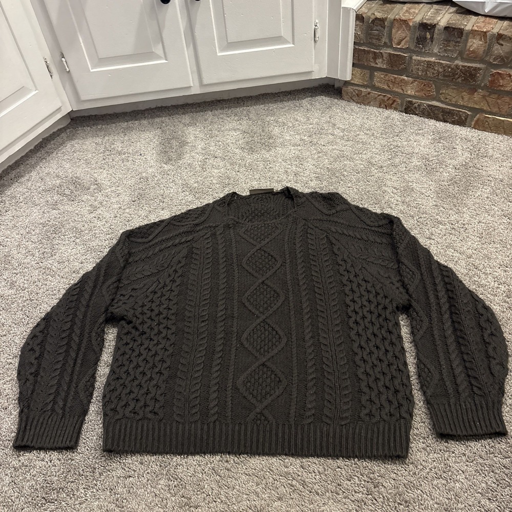 FEAR OF GOD ESSENTIALS Medium Oversized Cable Knit Sweater Green Chunky Fisherma